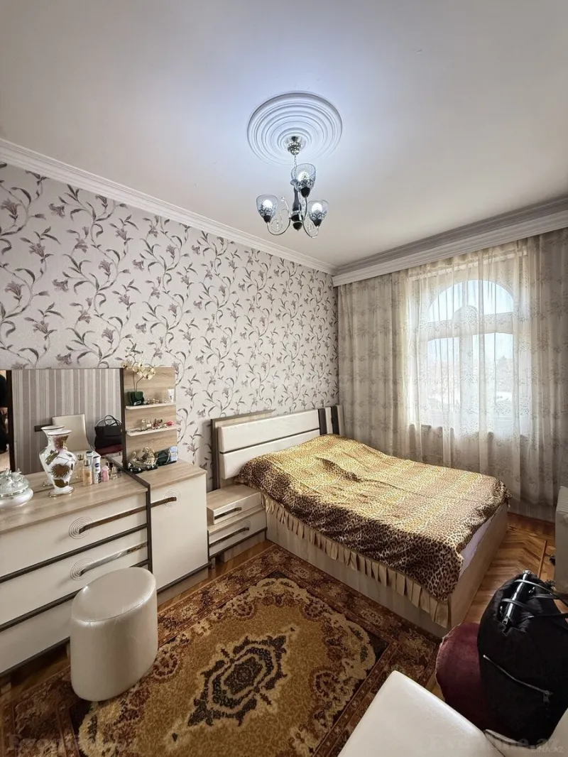 Satılır 3 otaqlı Mənzil Köhnə tikili 90 m² Nərimanov r. - şəkil 4