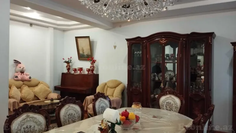 Satılır 4 otaqlı Mənzil Köhnə tikili 140 m² 28 May m. - şəkil 12