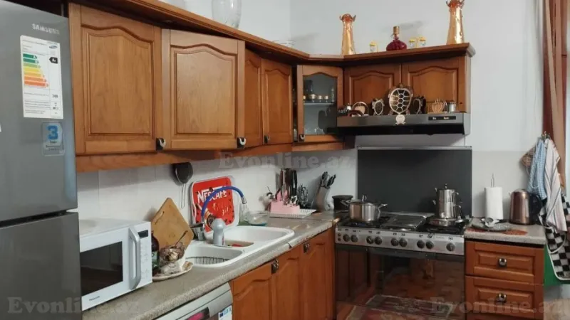 Satılır 4 otaqlı Mənzil Köhnə tikili 140 m² 28 May m. - şəkil 15