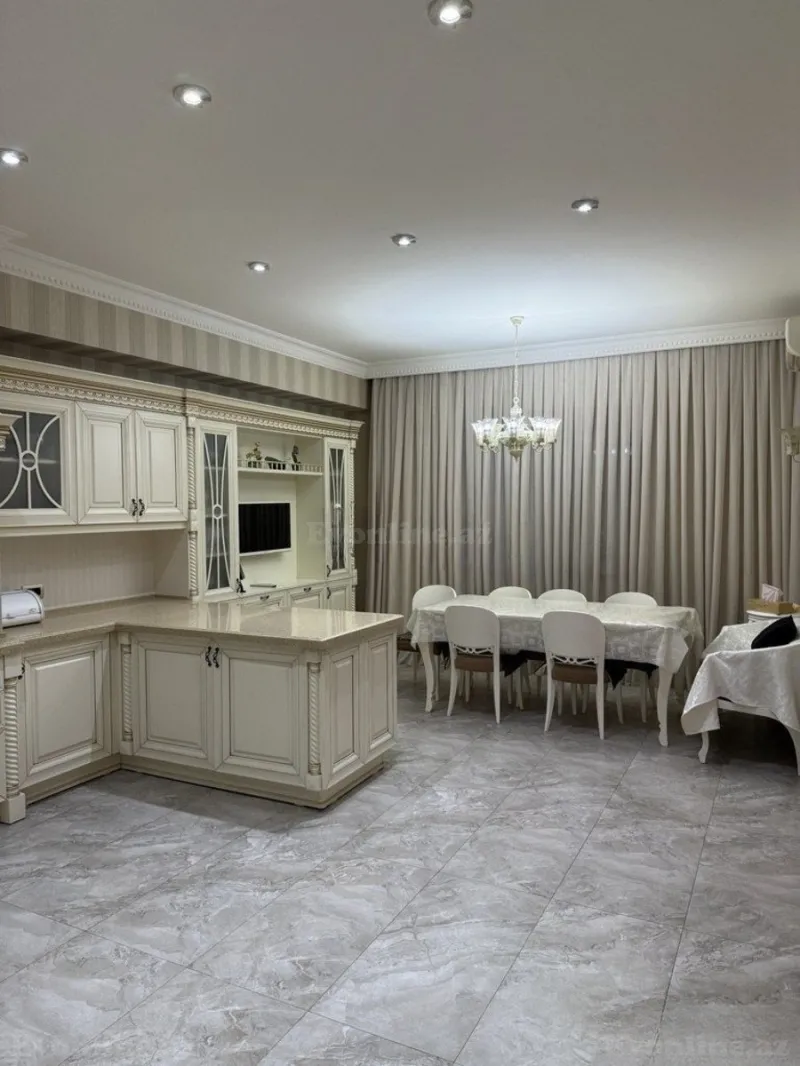 Satılır 4 otaqlı Mənzil Yeni tikili 247 m² Elmlər Akademiyası m. - şəkil 10