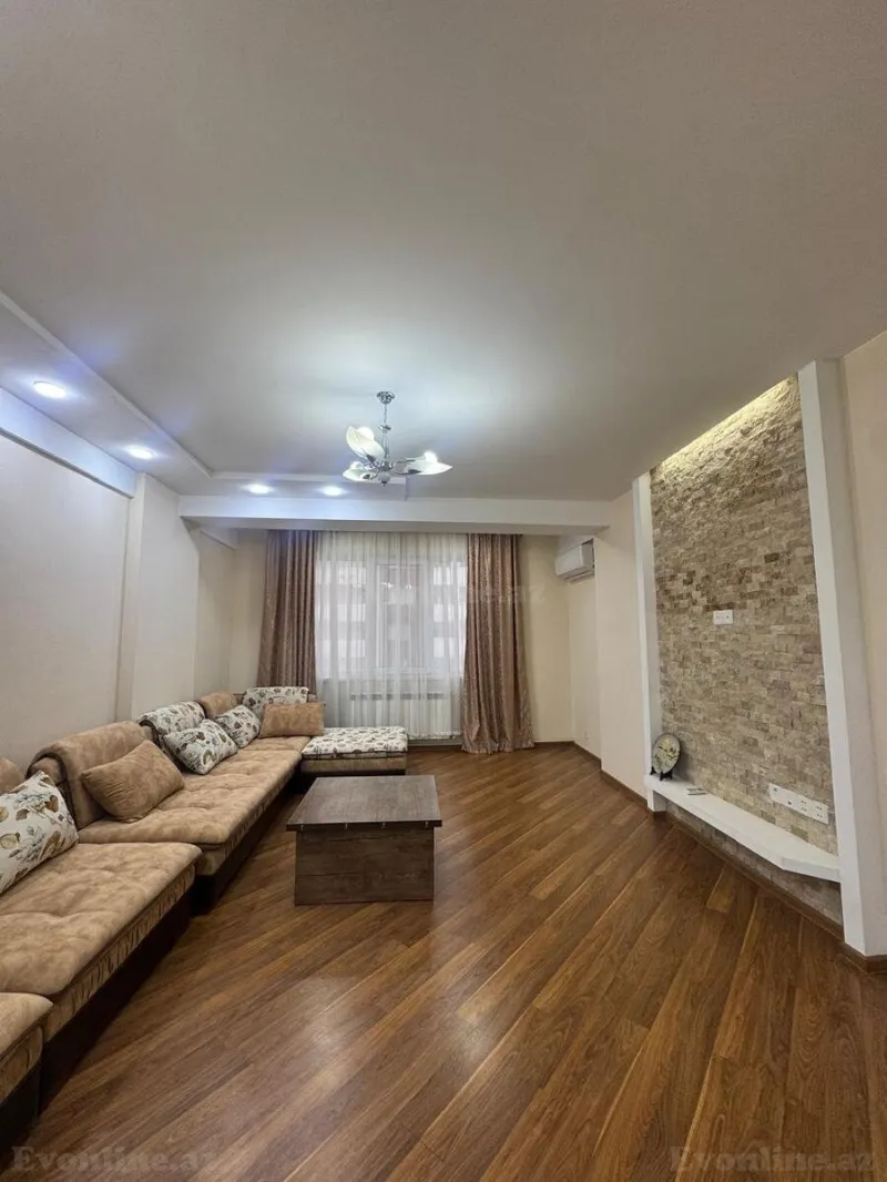 Satılır 2 otaqlı Mənzil Yeni tikili 70 m² Qara Qarayev m.