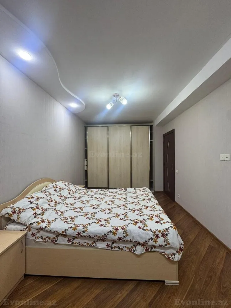 Satılır 2 otaqlı Mənzil Yeni tikili 70 m² Qara Qarayev m. - şəkil 4