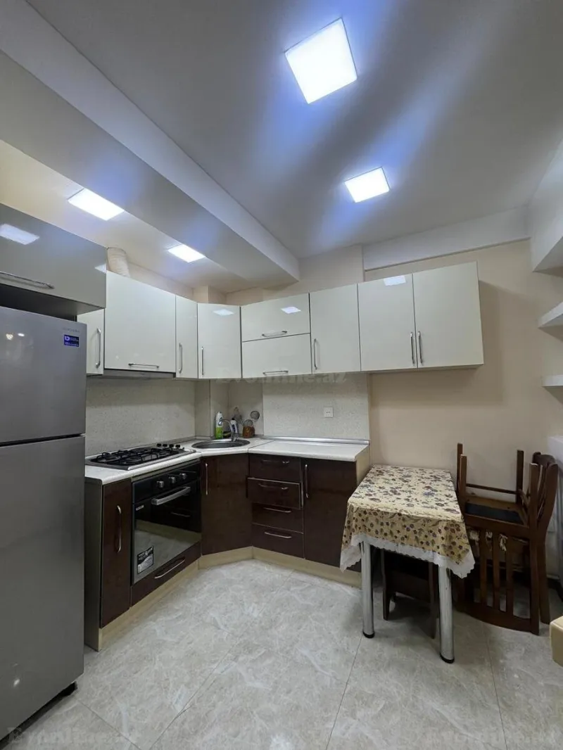 Satılır 2 otaqlı Mənzil Yeni tikili 70 m² Qara Qarayev m. - şəkil 5