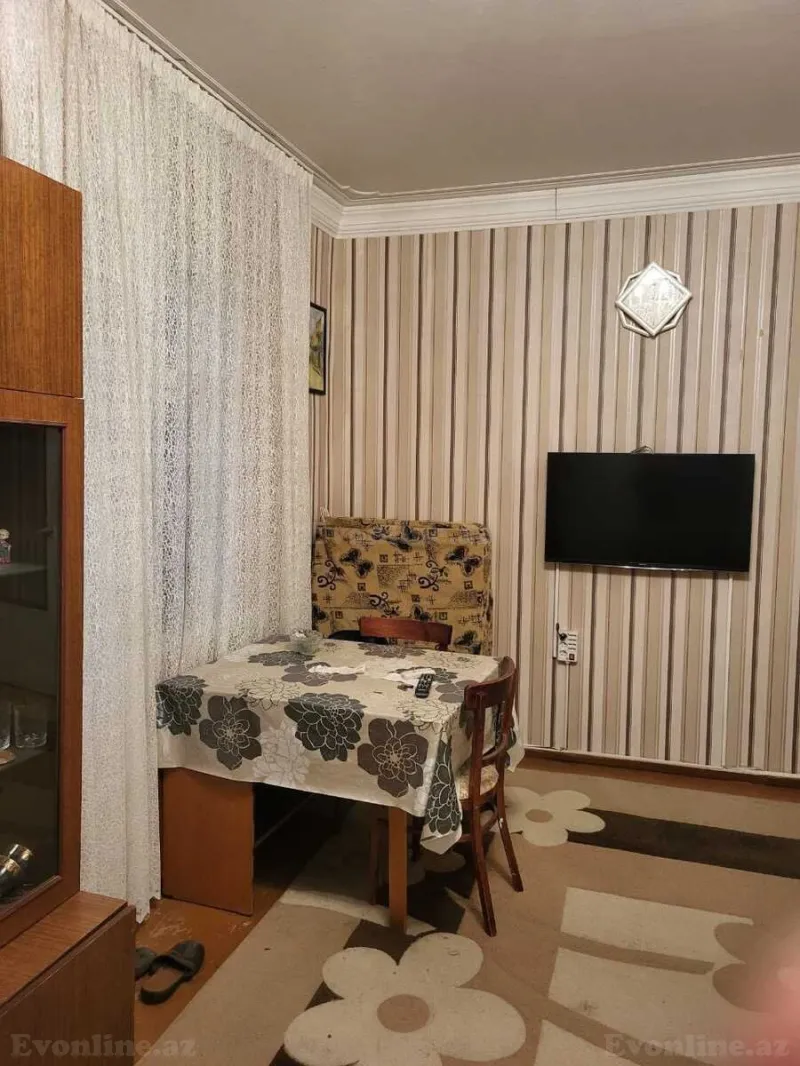 Satılır 2 otaqlı Mənzil Köhnə tikili 32 m² Suraxanı r.