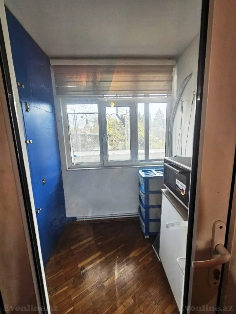 Satılır 3 otaqlı Mənzil Köhnə tikili 80 m² Gənclik m. - şəkil 9