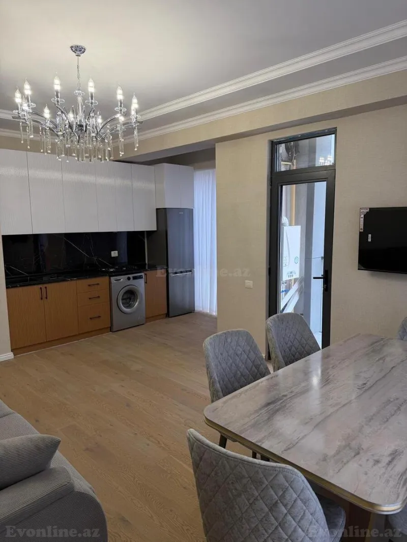 Kirayə verilir 3 otaqlı Mənzil Yeni tikili 80 m² İnşaatçılar m. - şəkil 4