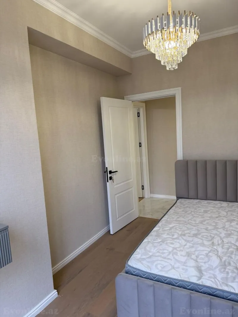 Kirayə verilir 3 otaqlı Mənzil Yeni tikili 80 m² İnşaatçılar m. - şəkil 12