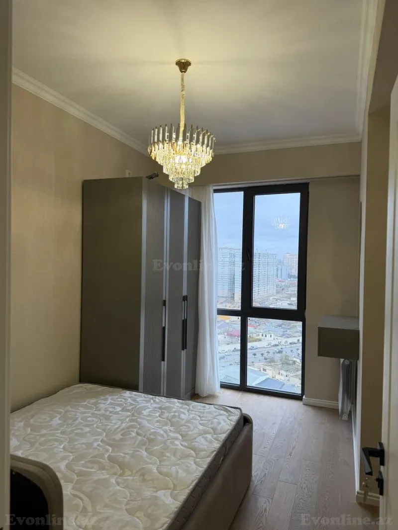 Kirayə verilir 3 otaqlı Mənzil Yeni tikili 80 m² İnşaatçılar m. - şəkil 16