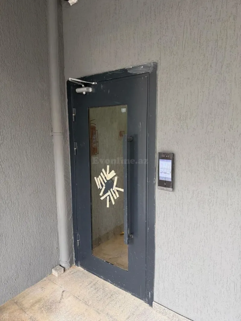 Kirayə verilir 3 otaqlı Mənzil Yeni tikili 80 m² İnşaatçılar m. - şəkil 28