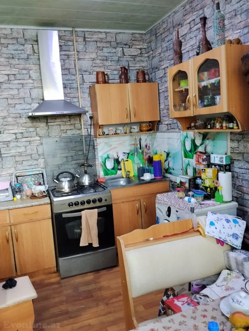 Bakı, Suraxanı r., Hövsanda 2 otaqlı mənzil satılır