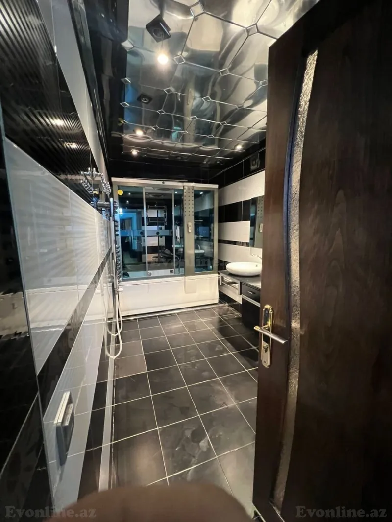 Satılır 3 otaqlı Mənzil Köhnə tikili 110 m² Qara Qarayev m. - şəkil 4