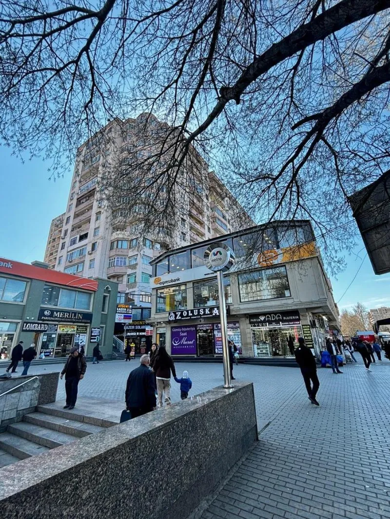 4 otaqlı Mənzil 135.7 m² Əhmədli m. Satılır