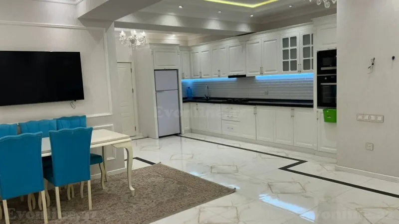 4 otaqlı Mənzil 136 m² Əhmədli Satılır