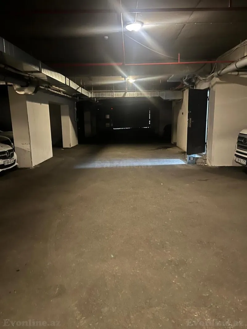 Satılır Qaraj 15 m² 28 May m. - şəkil 2