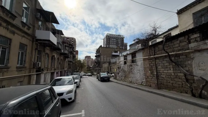 Satılır 3 otaqlı Mənzil Köhnə tikili 90 m² 28 May m. - şəkil 3