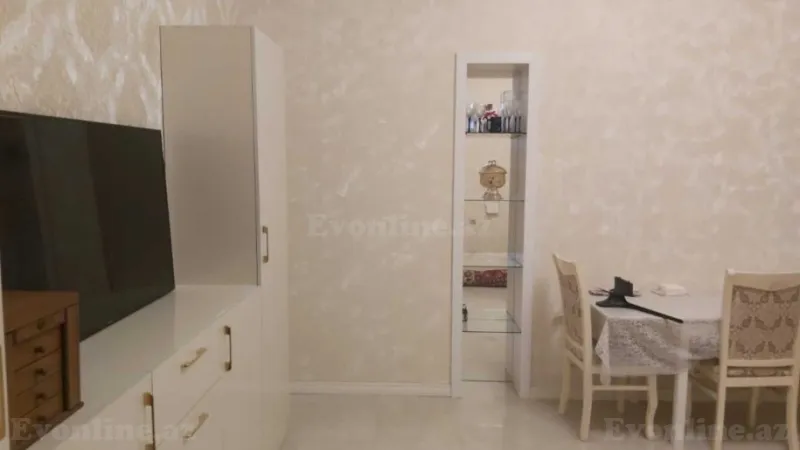 Kirayə verilir 2 otaqlı Mənzil Köhnə tikili 50 m² 28 May m. - şəkil 3