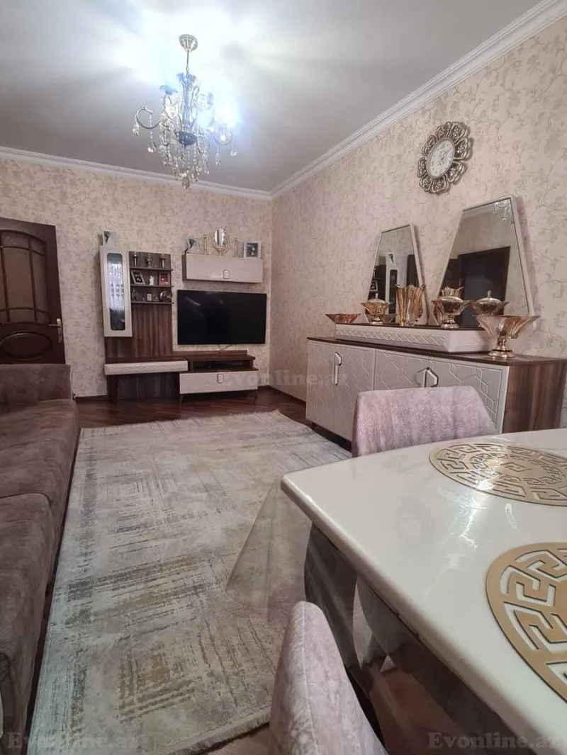 Bakı, Nərimanov r.da 3 otaqlı mənzil satılır