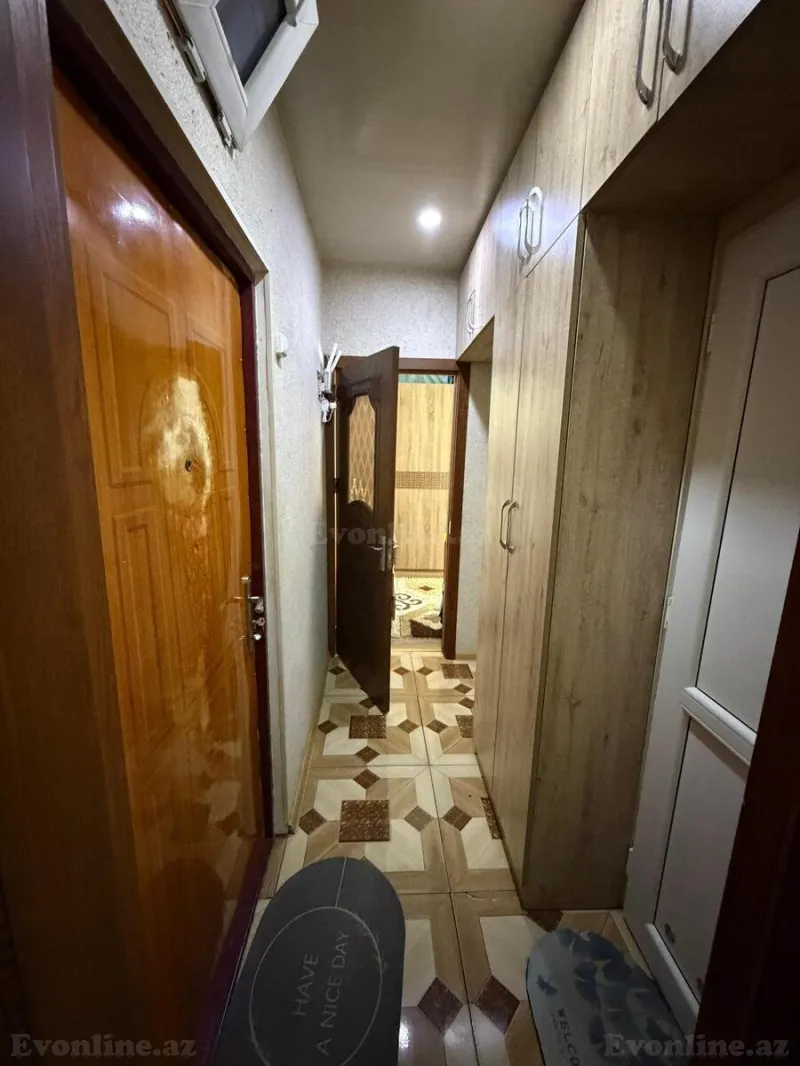 Satılır 2 otaqlı Mənzil Köhnə tikili 55 m² 6-cı mikrorayon - şəkil 5