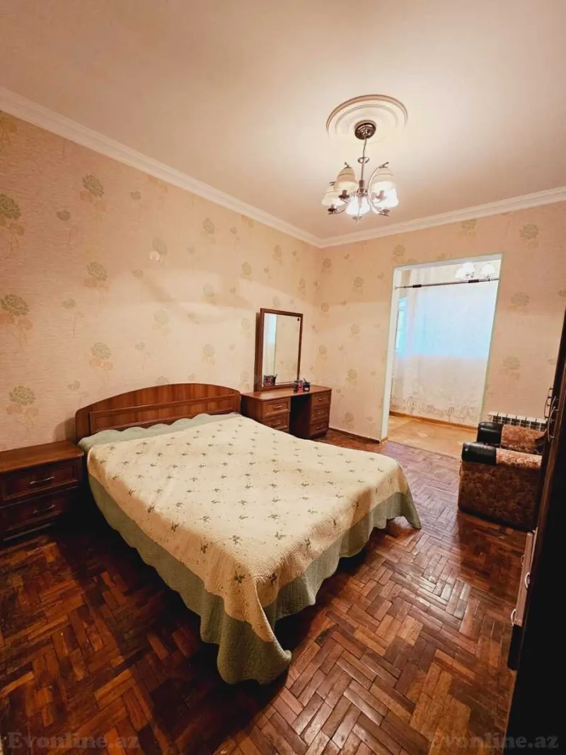 Kirayə verilir 2 otaqlı Mənzil Köhnə tikili 70 m² 9-cu mikrorayon - şəkil 2