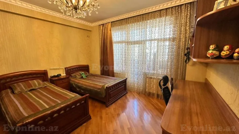 Satılır 3 otaqlı Mənzil Yeni tikili 130 m² 28 May m. - şəkil 5