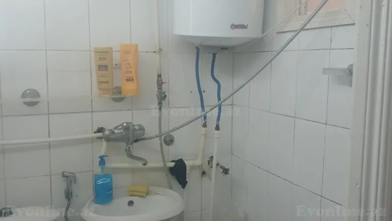 Kirayə verilir 2 otaqlı Mənzil Köhnə tikili 45 m² İnşaatçılar m. - şəkil 7