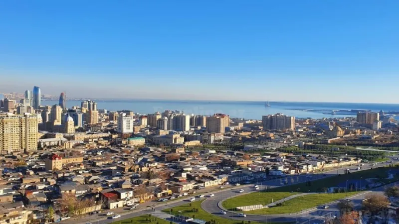 5 otaqlı Mənzil 300 m² Elmlər Akademiyası m. Satılır