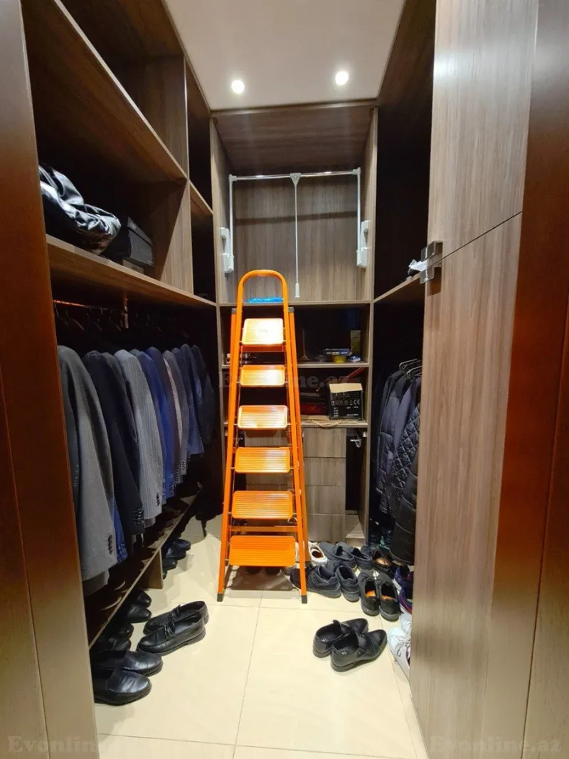 Satılır 5 otaqlı Mənzil Yeni tikili 300 m² Elmlər Akademiyası m. - şəkil 14