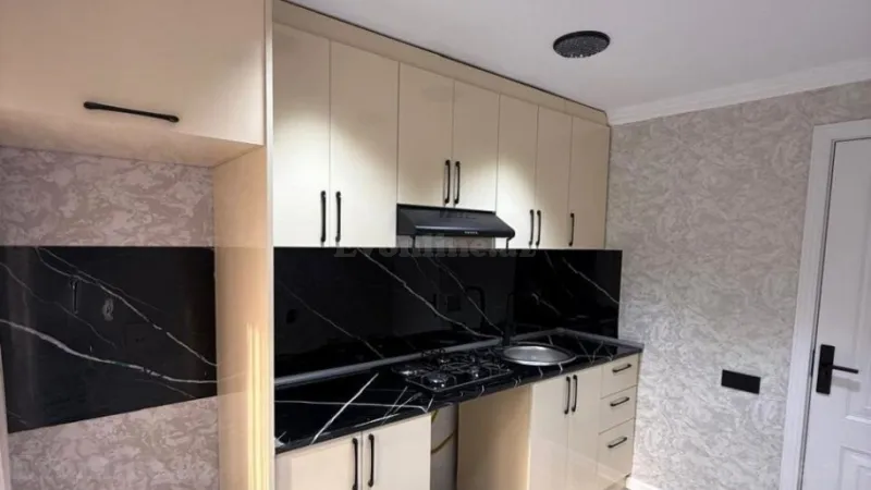 Satılır 3 otaqlı Mənzil Köhnə tikili 75 m² Gənclik m. - şəkil 10