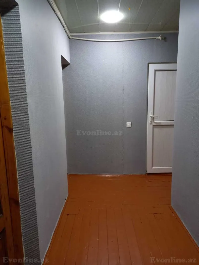 Satılır 4 otaqlı Mənzil Köhnə tikili 78 m² Siyəzən