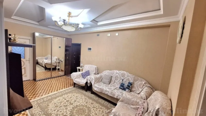 Satılır 3 otaqlı Mənzil Yeni tikili 127 m² Neftçilər m. - şəkil 2