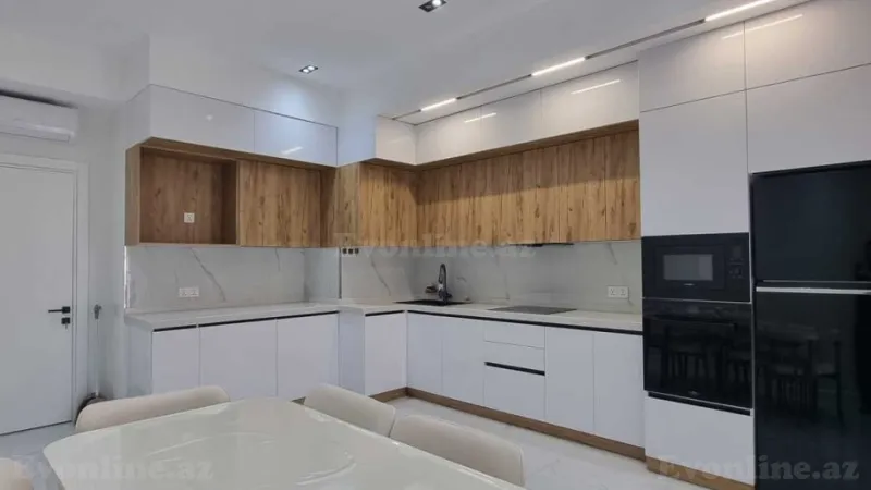 Kirayə verilir 3 otaqlı Mənzil Yeni tikili 130 m² Xətai r. - şəkil 6