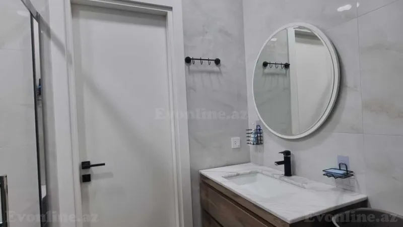Kirayə verilir 3 otaqlı Mənzil Yeni tikili 130 m² Xətai r. - şəkil 11