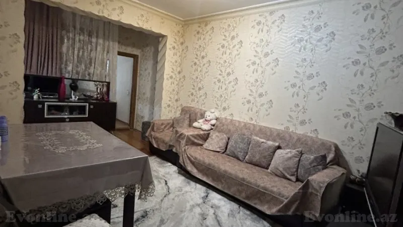 2 otaqlı Mənzil 55 m² 1-ci mikrorayon Kirayə verilir