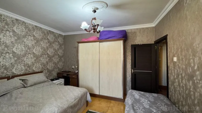 Satılır 3 otaqlı Mənzil Köhnə tikili 65 m² Xətai r. - şəkil 6