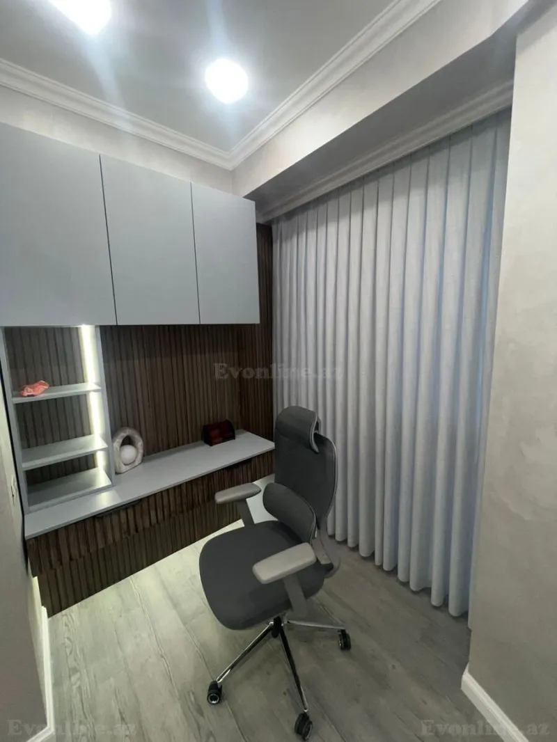 Kirayə verilir 3 otaqlı Mənzil Yeni tikili 130 m² Xətai m. - şəkil 10