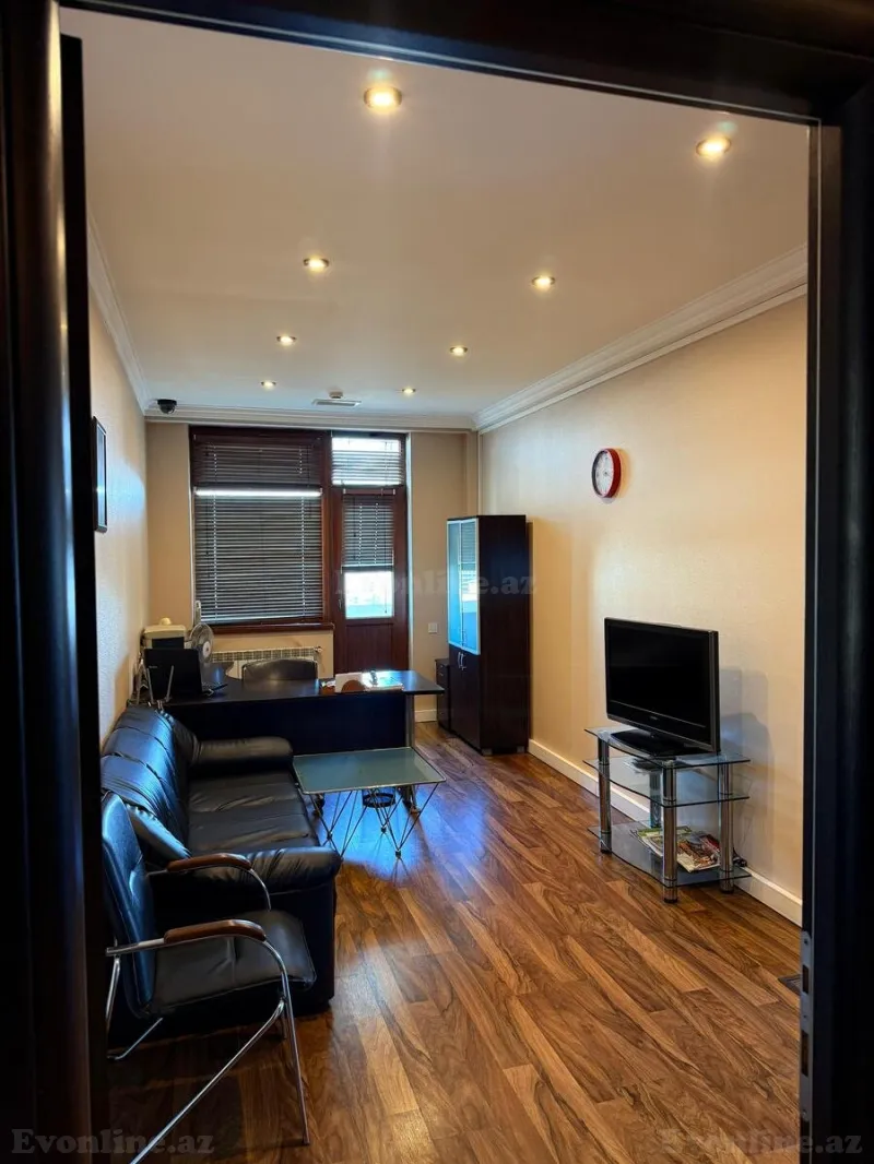 Satılır 13 otaqlı Mənzil Yeni tikili 530 m² Elmlər Akademiyası m. - şəkil 7