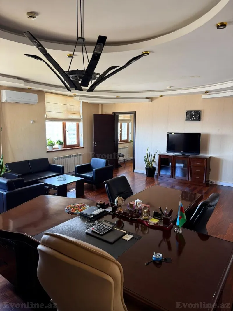 Satılır 13 otaqlı Mənzil Yeni tikili 530 m² Elmlər Akademiyası m. - şəkil 11