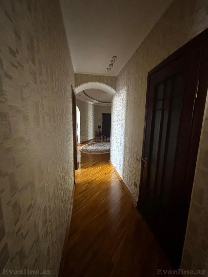 Satılır 3 otaqlı Mənzil Yeni tikili 140 m² 8 Noyabr m. - şəkil 6