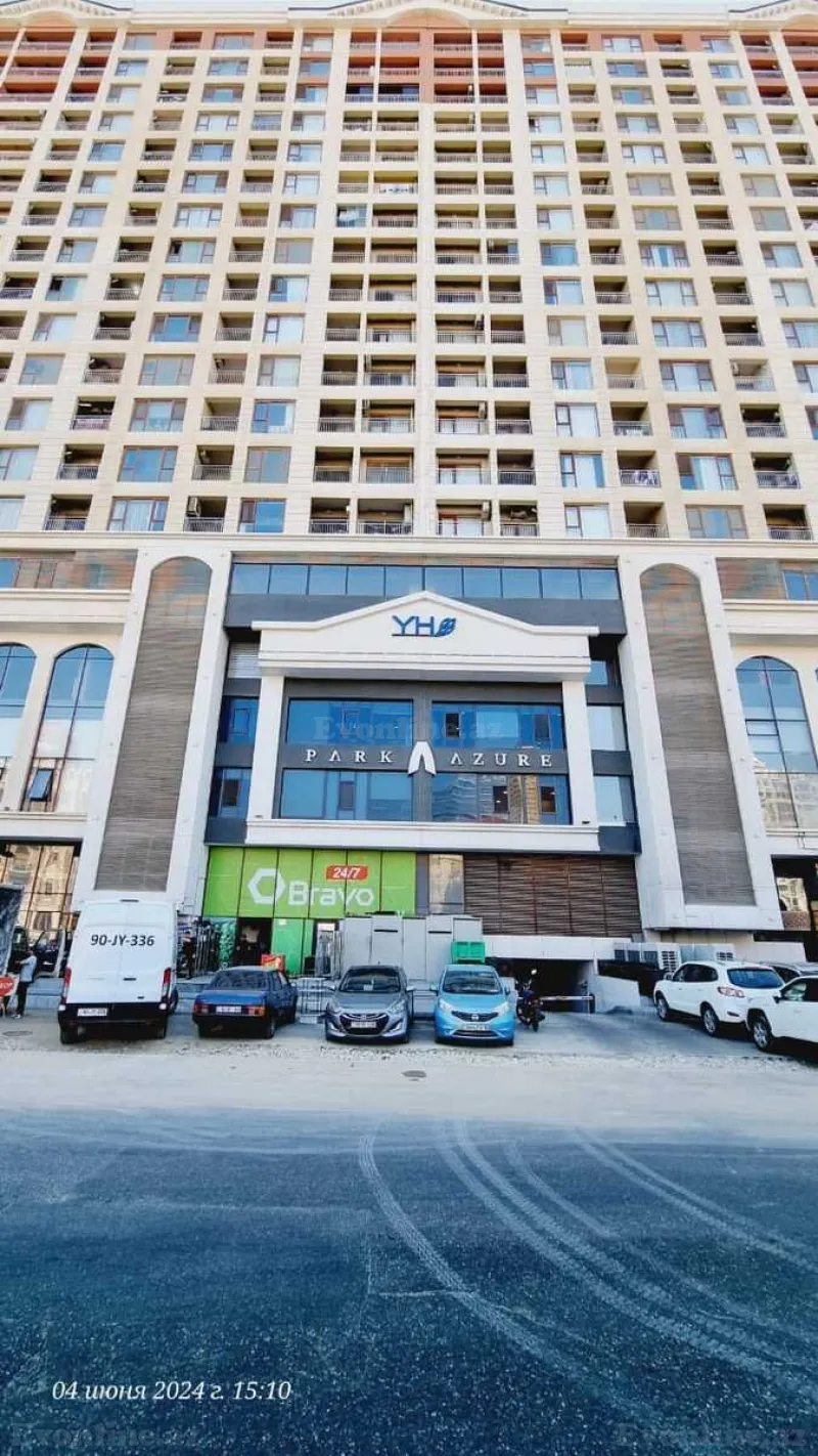 3 otaqlı Mənzil 140 m² Xətai m. Kirayə verilir