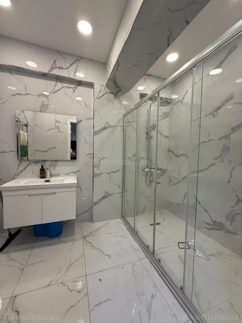 Kirayə verilir 3 otaqlı Mənzil Yeni tikili 140 m² Xətai m. - şəkil 9