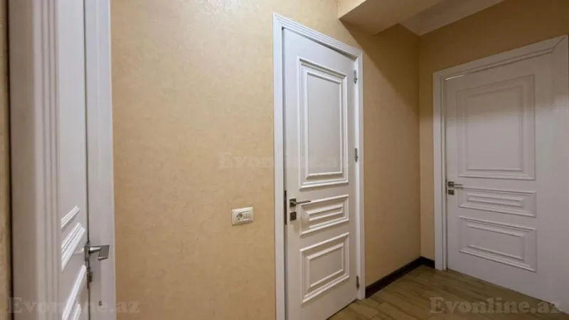 Kirayə verilir 3 otaqlı Mənzil Yeni tikili 140 m² Xətai m. - şəkil 12