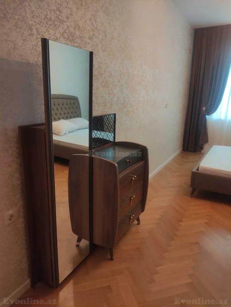 Kirayə verilir 3 otaqlı Mənzil Yeni tikili 130 m² Nəsimi r. - şəkil 13