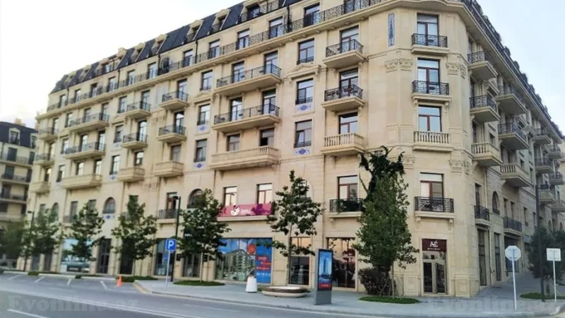 3 otaqlı Mənzil 90 m² Xətai r. Satılır