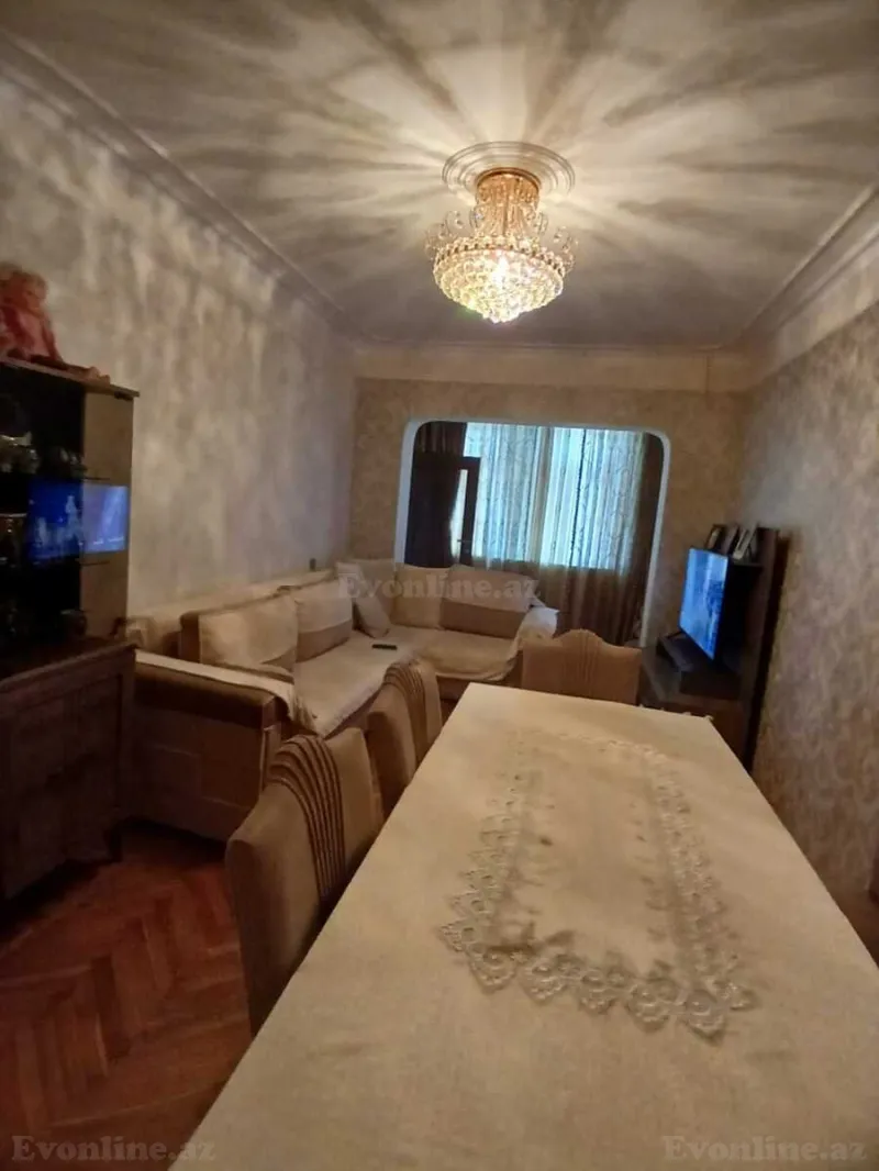 4 otaqlı Mənzil 115 m² Azadlıq prospekti m. Satılır