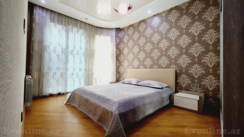 Satılır 3 otaqlı Mənzil Yeni tikili 140 m² 28 May m. - şəkil 5