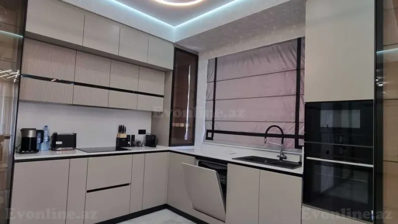 Kirayə verilir 3 otaqlı Mənzil Yeni tikili 130 m² Xətai r. - şəkil 17