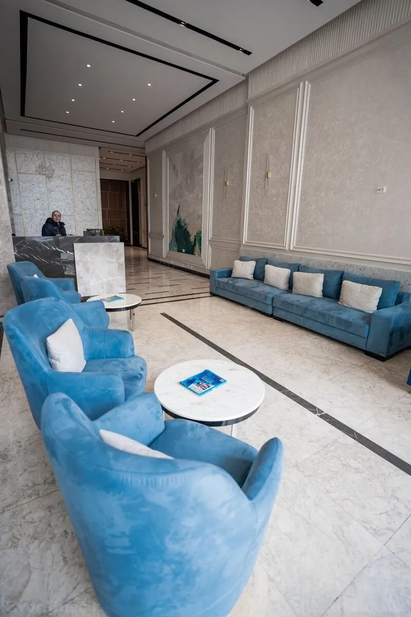 Kirayə verilir 3 otaqlı Mənzil Yeni tikili 130 m² Xətai r. - şəkil 25