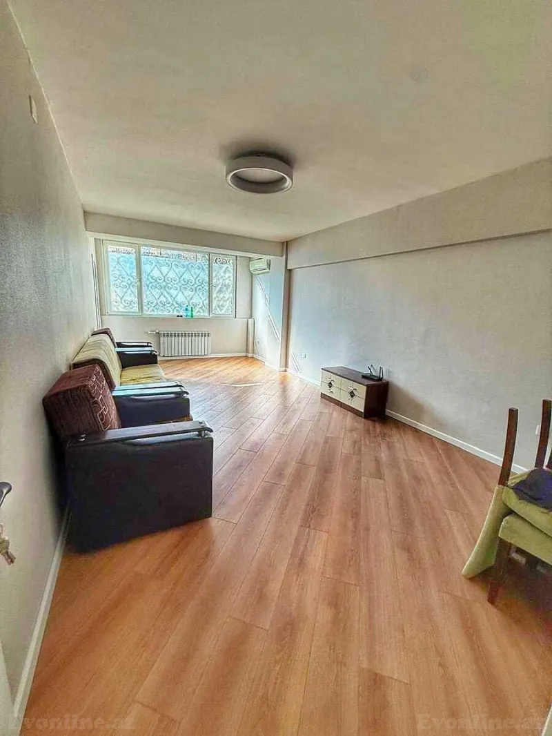 Satılır 2 otaqlı Mənzil Köhnə tikili 75 m² Nərimanov r. - şəkil 4