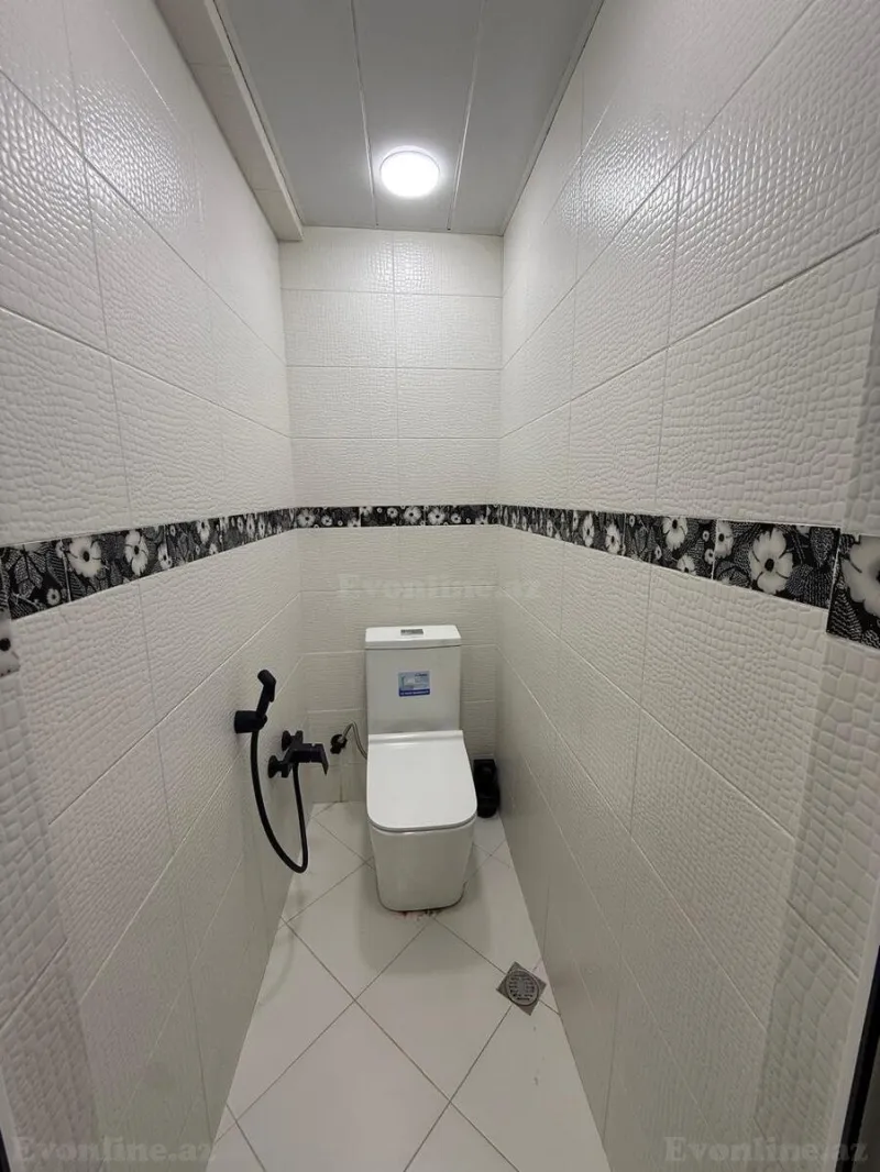 Satılır 2 otaqlı Mənzil Köhnə tikili 75 m² Nərimanov r. - şəkil 12