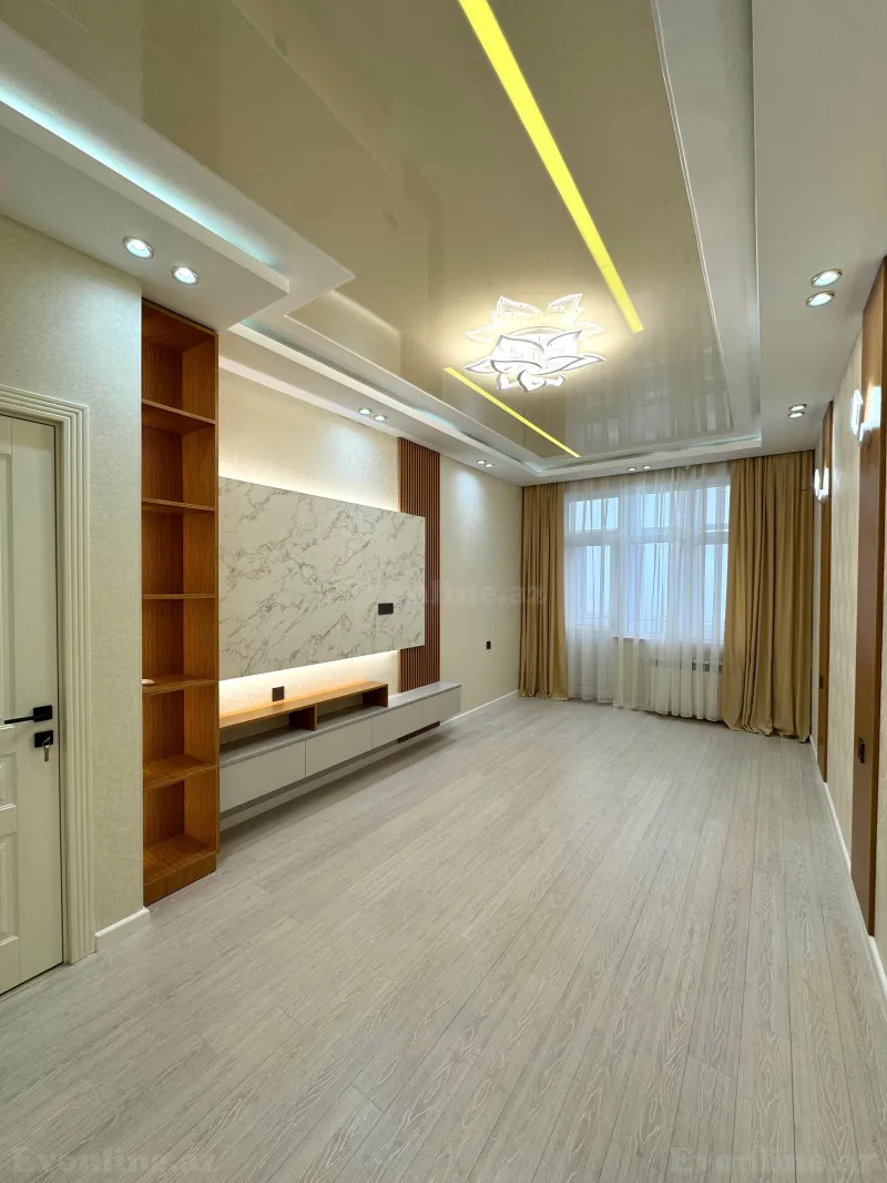 Bakı, Xətai r., Həzi Aslanov m., Həzi Aslanovda 2 otaqlı mənzil satılır